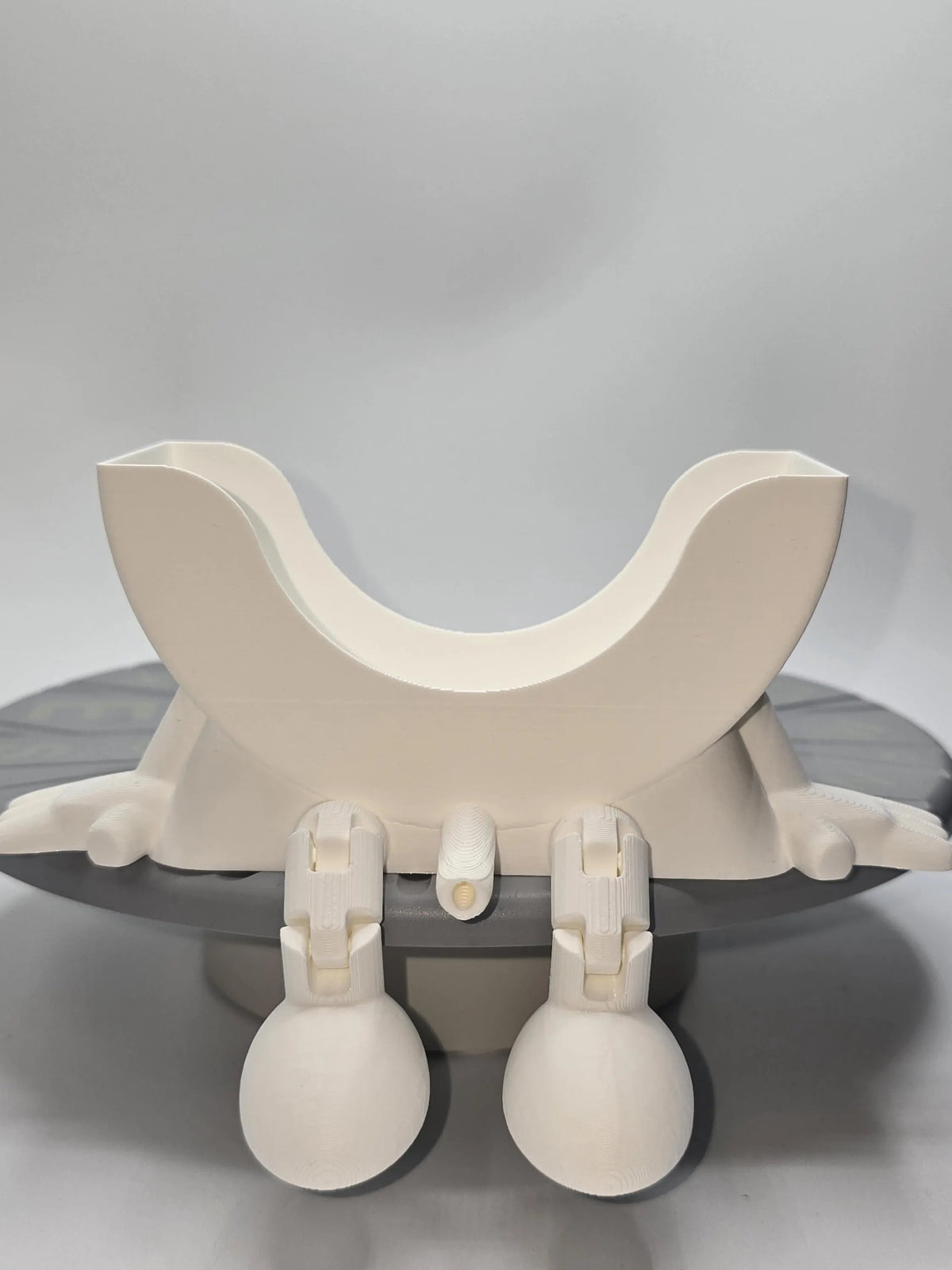 Sponge holder side view showing the drain design