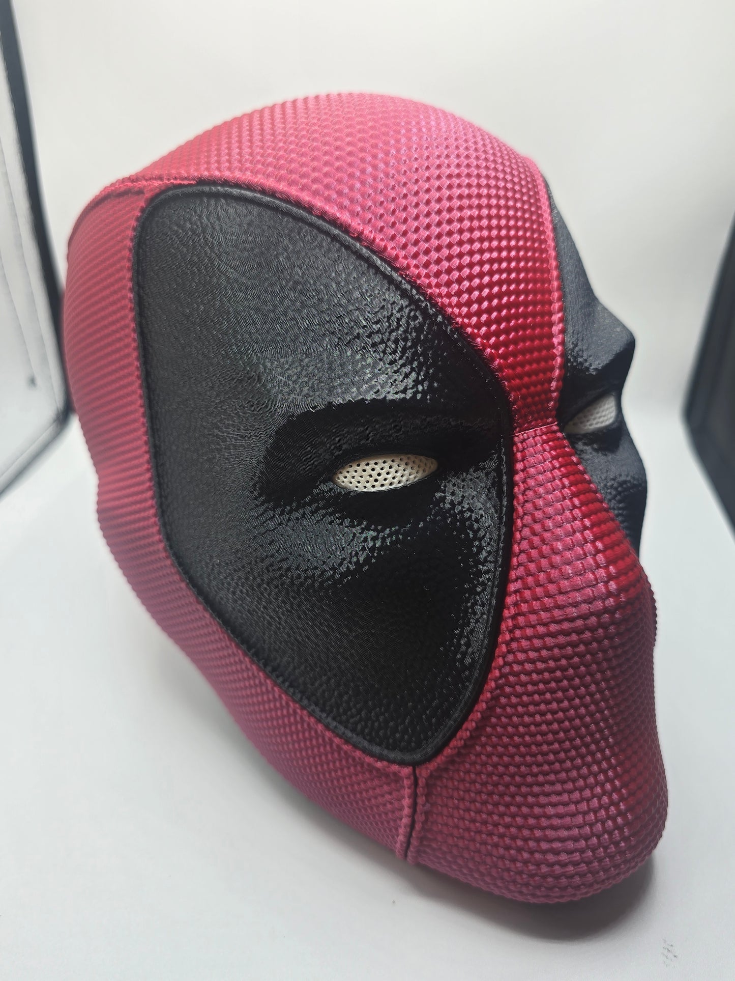 3D Printed Deadpool Mask | Wearable & Display Cosplay Helmet | Custom Colors