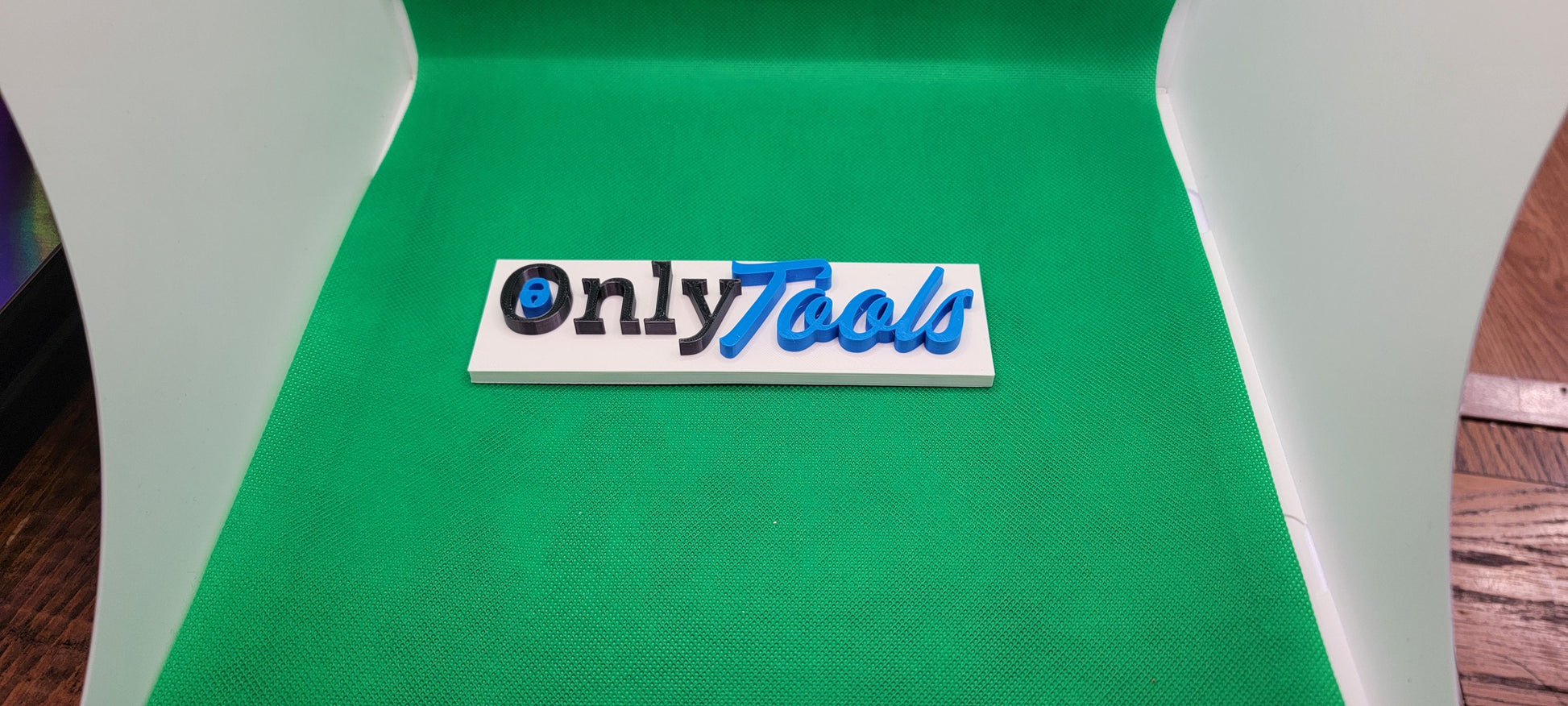 OnlyTools tool box magnet sign
